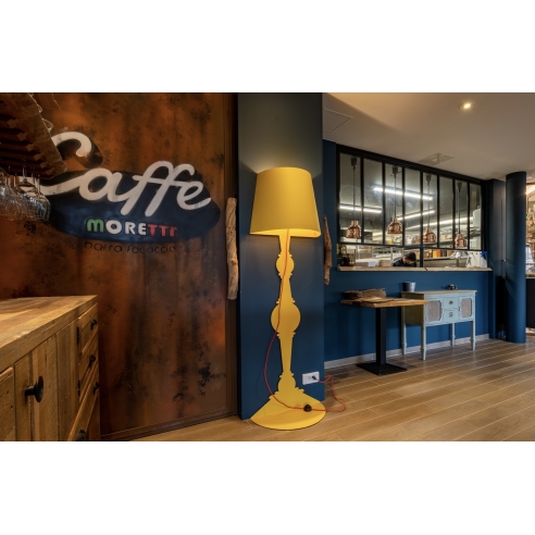 Barock 180° Floor Lamp Barock 180° Floor Lamp