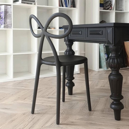 RIBBON CHAIR