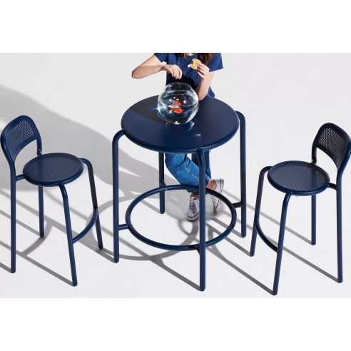 TABOURET D’EXTÉRIEUR TONÍ BARFLY DARK... TABOURET D’EXTÉRIEUR TONÍ BARFLY DARK...